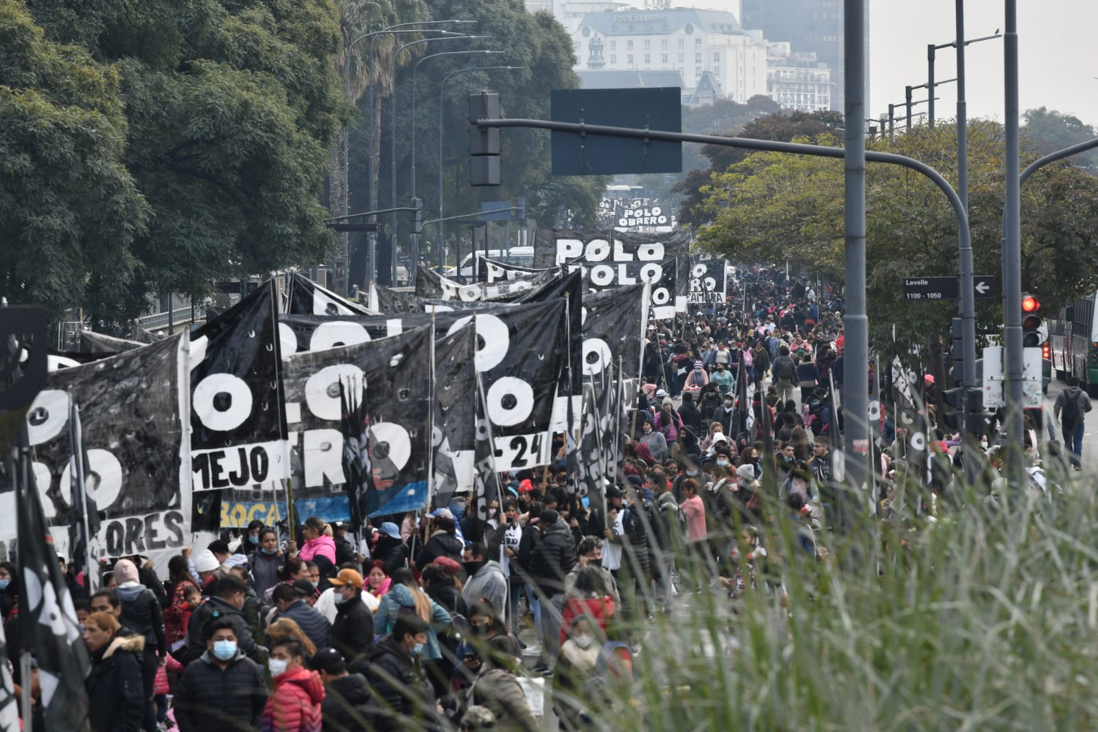 Masiva movilización piquetera, pero el gobierno sigue sin respuestas frente al hambre