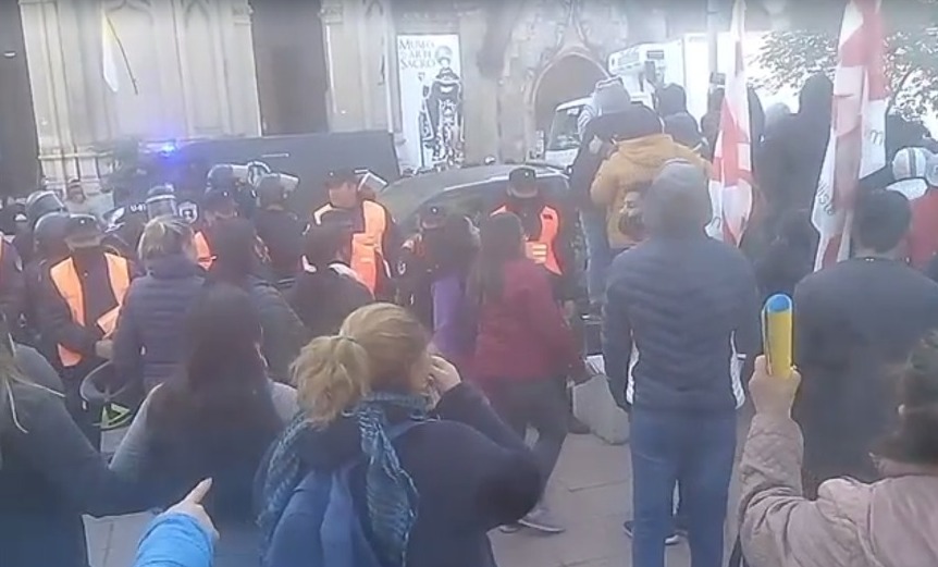 Santiago del Estero: reprimen a trabajadores desocupados que se manifestaron contra el ajuste