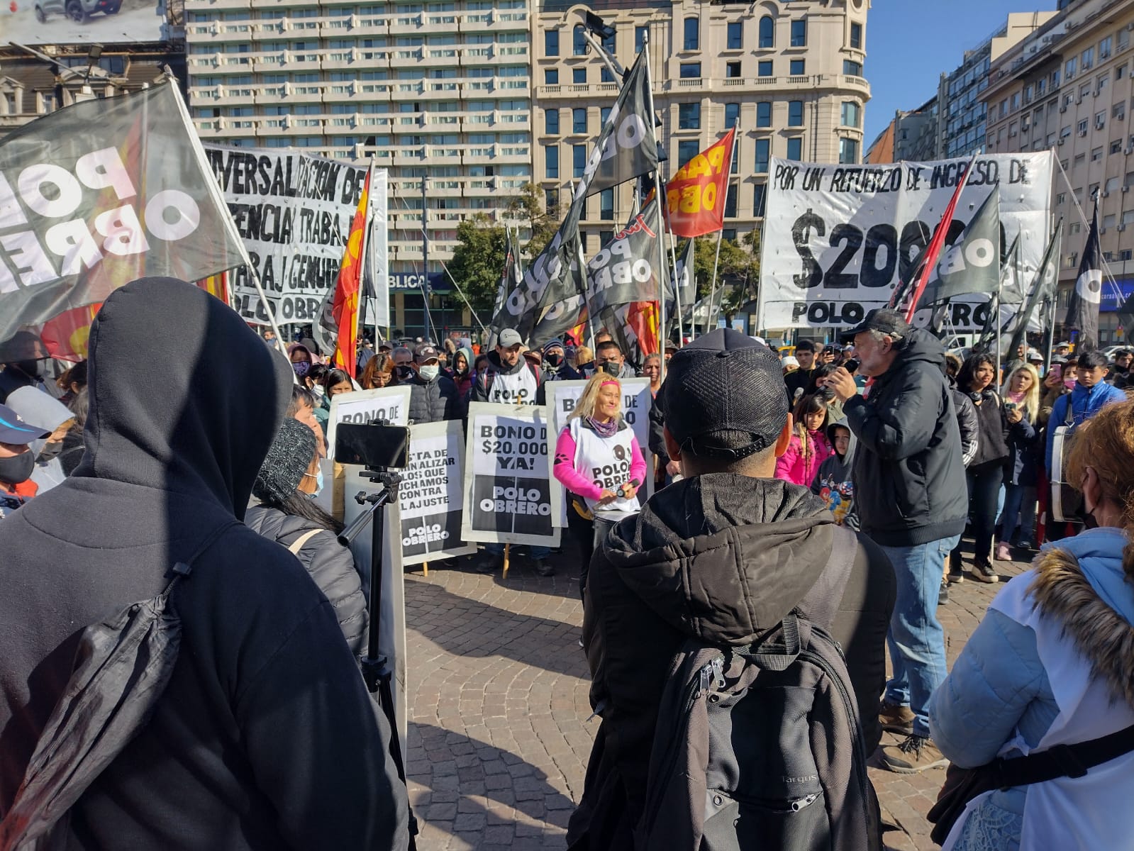 Piqueteros reclamaron por trabajo y seguro al desocupado en medio de distintas acciones